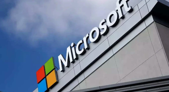 Microsoft'un önümüzdeki ay Windows 12 üzerinde çalışmaya başlayacağı söyleniyor microsoft