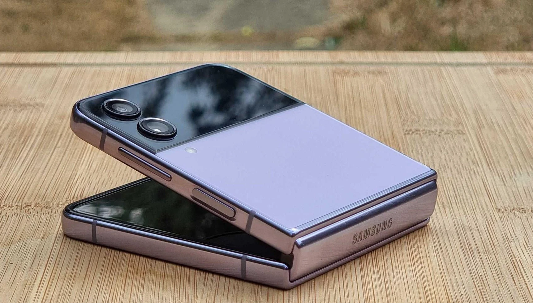 Galaxy Z Flip 4