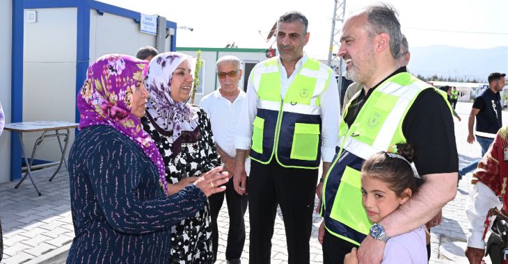 Hatay’da hayata Bursa ile sarılıyorlar Hatay’da hayata Bursa ile sarılıyorlar
