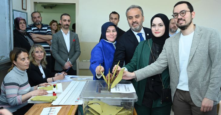 Vatandaşın kararı başımızın üstünde Vatandaşın kararı başımızın üstünde