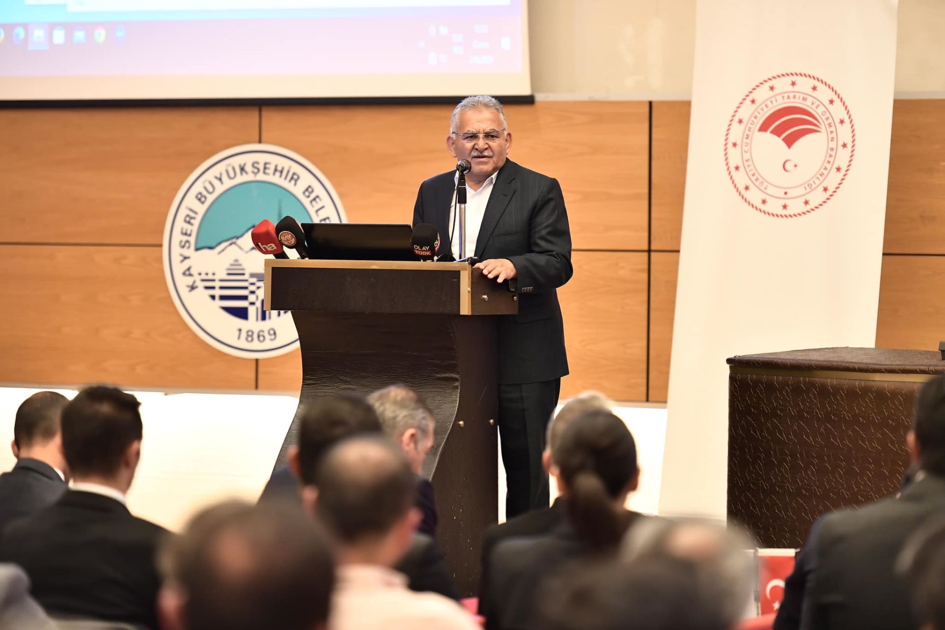 Başkan Büyükkılıç, "11 Yıllık Hasret Bitti" Başkan Büyükkılıç, "11 Yıllık Hasret Bitti"