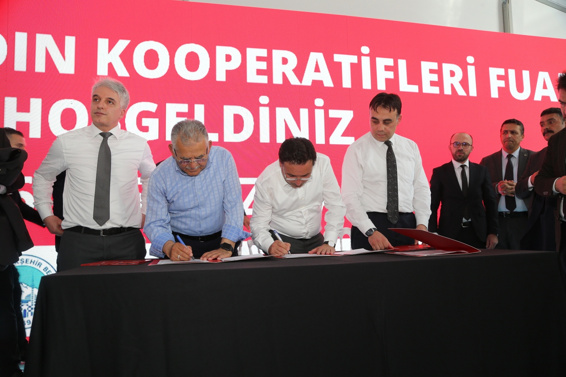 Büyükşehir’den KAYMEK ve e-38 ile Kadın Kooperatiflerine Büyük Destek Büyükşehir’den KAYMEK ve e-38 ile Kadın Kooperatiflerine Büyük Destek