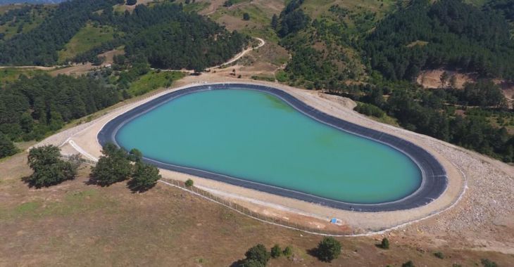Toprak suyla buluşuyor, çiftçinin yüzü gülüyor Toprak suyla buluşuyor, çiftçinin yüzü gülüyor