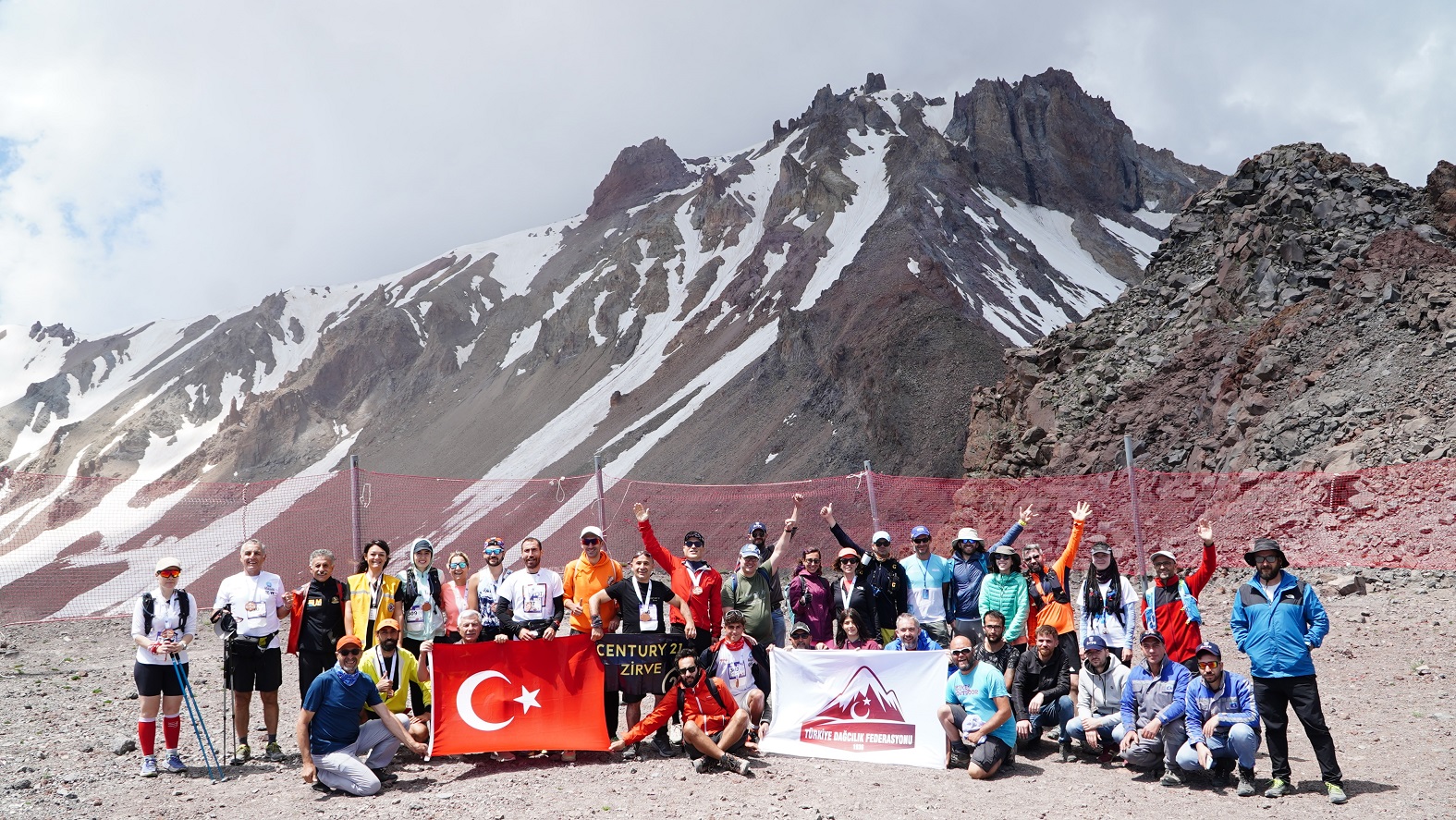 Erciyes Ultra Sky Trail Dağ Maratonu VK Etabı ile Başladı Erciyes Ultra Sky Trail Dağ Maratonu VK Etabı ile Başladı