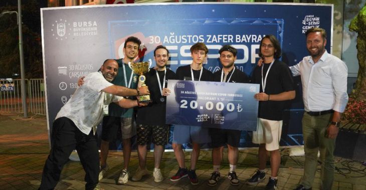 E-Sporda Zafer Bayramı coşkusu E-Sporda Zafer Bayramı coşkusu