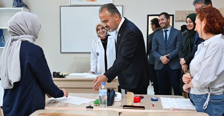 Bursalılar hayat boyu öğreniyor Bursalılar hayat boyu öğreniyor