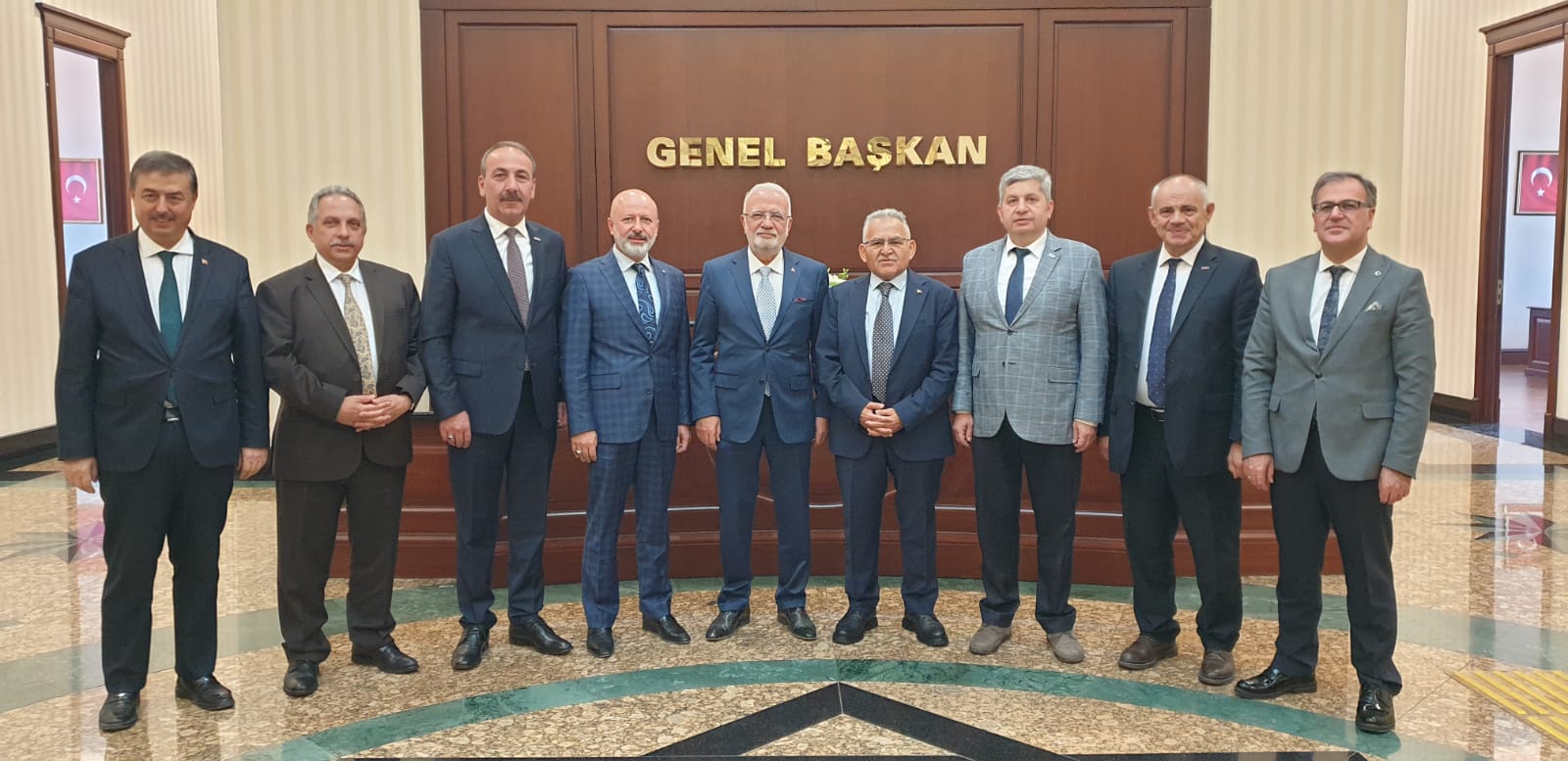 Başkan Büyükkılıç’tan Elitaş ve Özhaseki’ye Ziyaret Başkan Büyükkılıç’tan Elitaş ve Özhaseki’ye Ziyaret