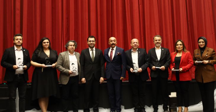 Perde çocuk ve gençler için açıldı Perde çocuk ve gençler için açıldı