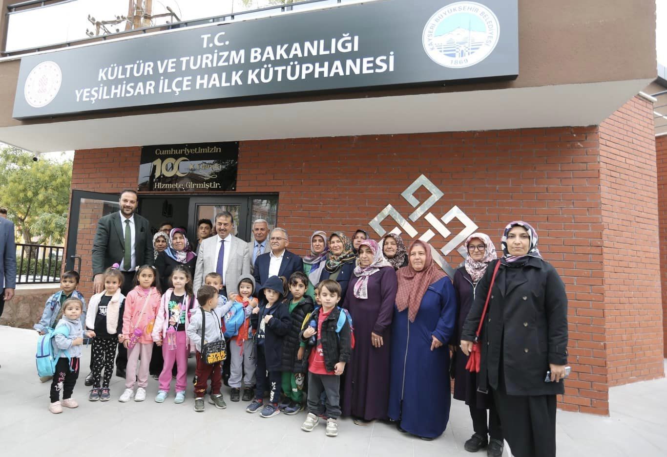 Başkan Büyükkılıç’tan Yeşilhisar Yatırımlarına Yakın Takip Başkan Büyükkılıç’tan Yeşilhisar Yatırımlarına Yakın Takip